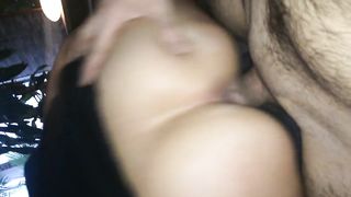 In entrambi i buchi alla moglie francese