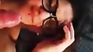 Chiudi gli occhi quando TI SCHIZZO IN FACCIA