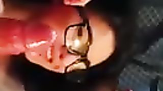 Anteprima del video: Chiudi gli occhi quando TI SCHIZZO IN FACCIA