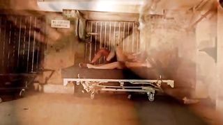 Tettona bionda scopata in cella