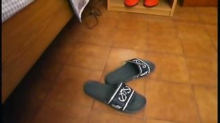 La nipotina si chiava lo zio ammalato e pervertito