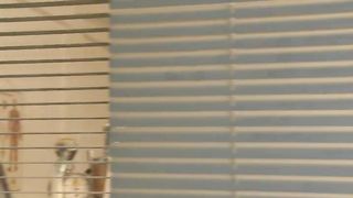 La dottoressa Sofia Gucci cura il cazzo del paziente