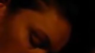 Bocchino con succhiata di palle in auto