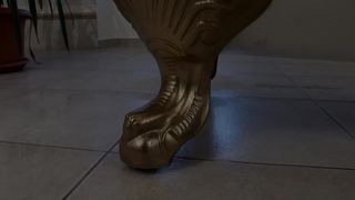 Rebecca Linares scopata nella vasca da bagno