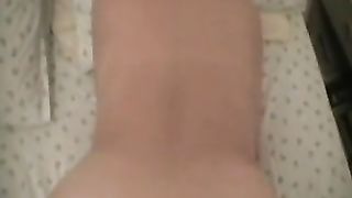 Riempie l'ano della moglie di crema calda