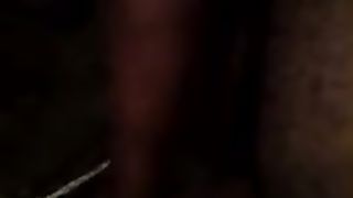 Donna abruzzese si masturba allo specchio