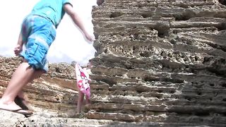 Creampie anale all'aperto durante una vacanza