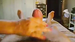 La maialina gioca con il mio cazzo