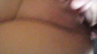 La inculo a secco mentre parla al cell con un'amica