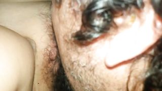 Mi piace leccarla a mia moglie