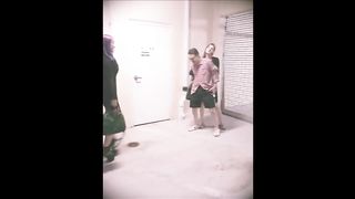 Prendono a calci nelle palle Andrea Diprè