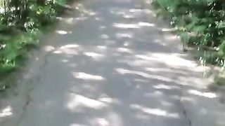 Pompino lungo la strada del parco