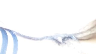 Sentite come mugola mentre la chiavo !