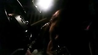 Pompino notturno in auto da mia moglie Ilenia