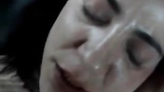 Dai fammi sentire come URLI MENTRE TI SCOPO !!!