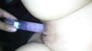 Io e il mio tipo ci masturbiamo a vicenda