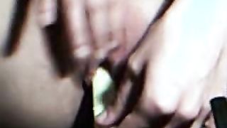 Ex ragazza si masturba davanti alla webcam