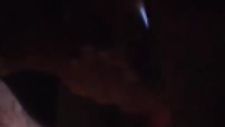 La MILF mia vicina di casa mi fa un pompino