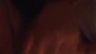 La MILF mia vicina di casa mi fa un pompino