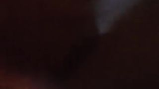 La MILF mia vicina di casa mi fa un pompino