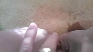 Mi sgrilletto e squirto per voi