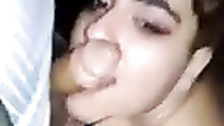 Bukkake per la mia fidanzata Gloria