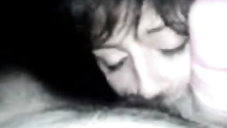 Inginocchiati e FAMMI UN POMPINO SCHIAVETTA !!!