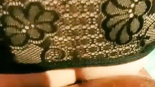 Mi scopo mia moglie in piscina