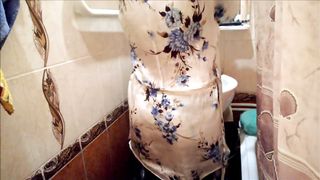 GloryHole casalingo in bagno