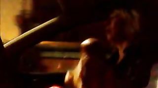 Vecchia prostituta italiana lo succhia per 20 EURO