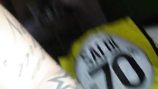 Piano piano in culo mentre nostra figlia dorme