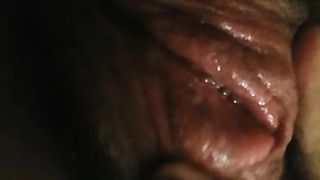 Anteprima del video: Voglio i vostri cazzi...