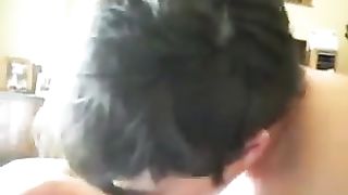 La mia vaccona col cazzo in bocca