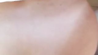 Si gode il panorama mentre la chiavo da dietro