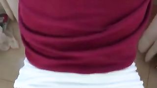 Si gode il panorama mentre la chiavo da dietro