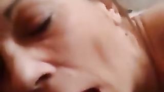 FAMMI SBORRARE troia !!!