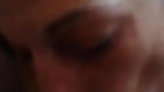 FAMMI SBORRARE troia !!!