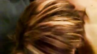 Biondina ficca con un nero