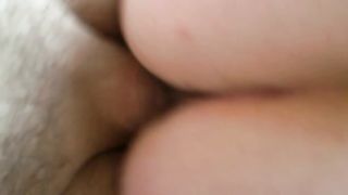 Il marito è fuori ed io me la trombo...