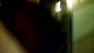 Le piace filmarsi mentre mi spompina