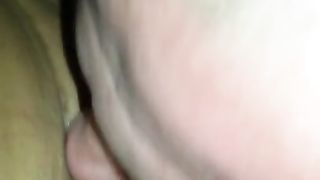 Prima le mangio la fica poi lei me lo succhia