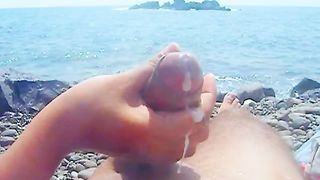 Mi fa schizzare tra le rocce