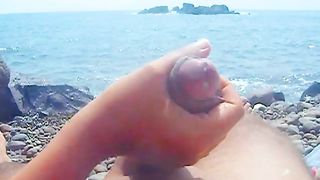 Mi fa schizzare tra le rocce