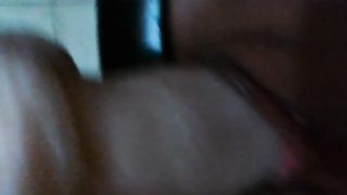 Mi masturbo prima della doccia