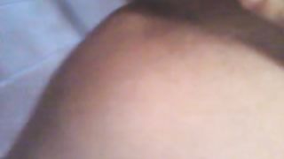 Alla mia amichetta piace giocare con le tette ;)