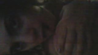 Amichetta gioca con le tette pt. 2