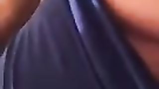 18enne cremonese si spoglia per il fidanzatino