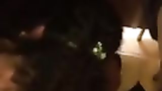 Me lo faccio succhiare nel bagno del bar