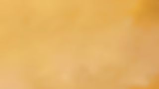 Me lo faccio succhiare nel bagno del bar