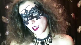 Umilia il CORNUTO parlandogli di 2 GIOVANI BULL